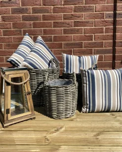 Gartenkissen Dunkelblau-Beige Gestreift 40 X 40 Cm 2Er Set Kastos