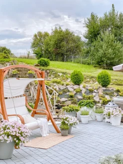 Gartenschaukel Larchenholz Dunkelbraun Sonnendach Beige Aprilia