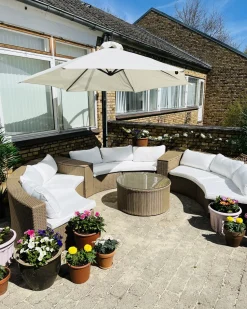 Lounge Set Rattan Hellbraun 9-Sitzer Rund Auflagen Weis Severo