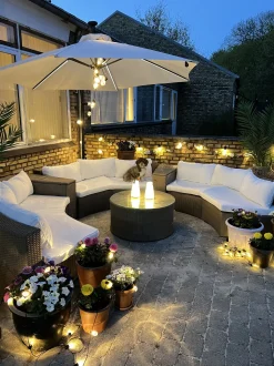 Lounge Set Rattan Hellbraun 9-Sitzer Rund Auflagen Weis Severo