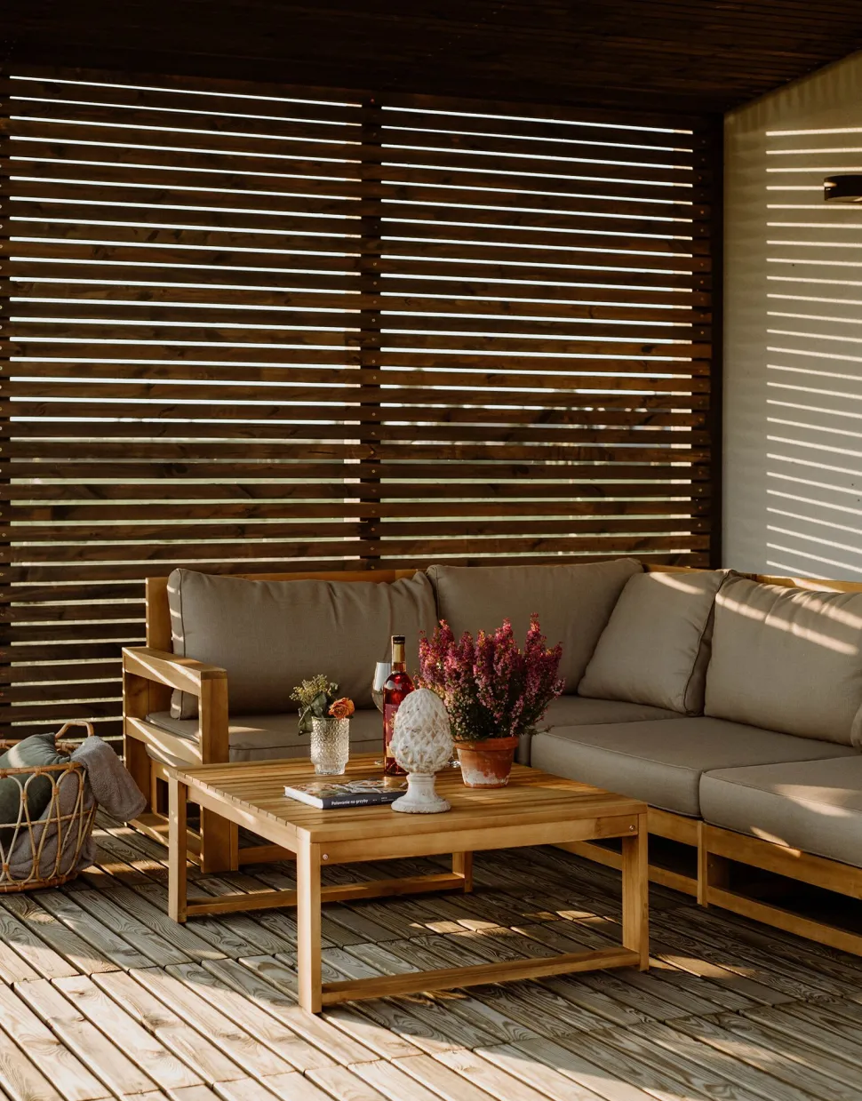 Lounge Set Zertifiziertes Holz Hellbraun 4-Sitzer Modular Auflagen Taupe Timor