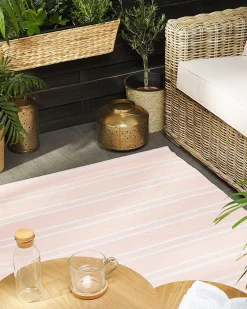 Outdoor Teppich Rosa 160 X 230 Cm Zweiseitig Kurzflor Akyar