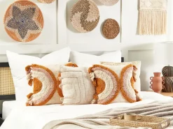 Set Of 2 Tufted Cotton Cushions With Tassels 45 X 45 Cm Multicolour Lablab