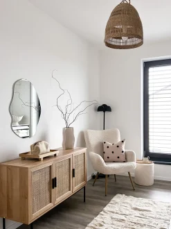 Sideboard Heller Holzfarbton 3 Rattan-Turen Pasco