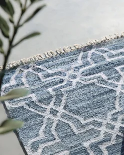 Teppich Blau 140 X 200 Cm Marokkanisches Muster Kurzflor Adiyaman