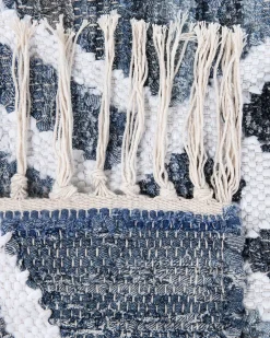 Teppich Blau 140 X 200 Cm Marokkanisches Muster Kurzflor Adiyaman