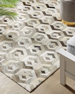 Teppich Kuhfell Beige / Braun 160 X 230 Cm Geometrisches Muster Kurzflor Tavak