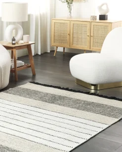 Teppich Wolle Beige / Schwarz 160 X 230 Cm Kurzflor Yazlik